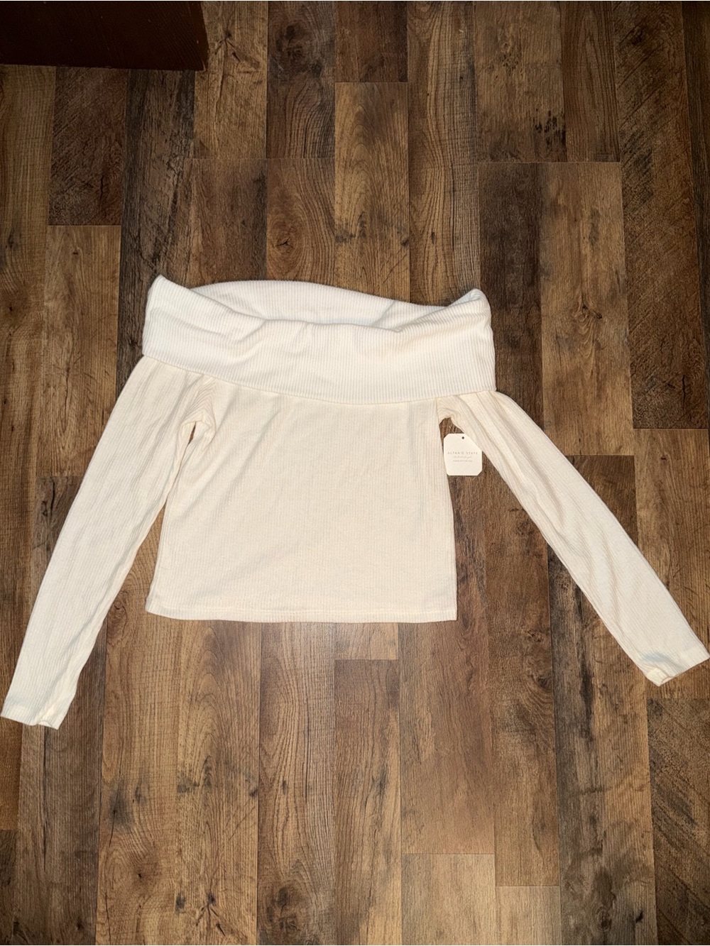 Women’s Off Shoulder Top